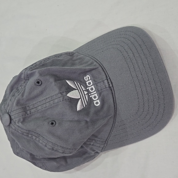 adidas Other - Adidas Grey dad hat